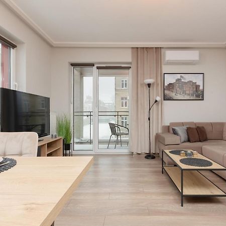 Modern One Bedroom Apartment With Parking In Lodz By Renters Prestige Lódź Exterior foto
