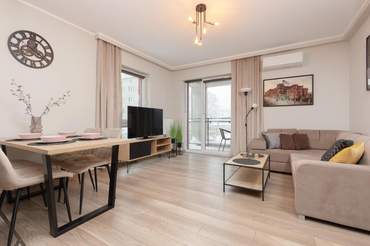 Modern One Bedroom Apartment With Parking In Lodz By Renters Prestige Lódź Exterior foto